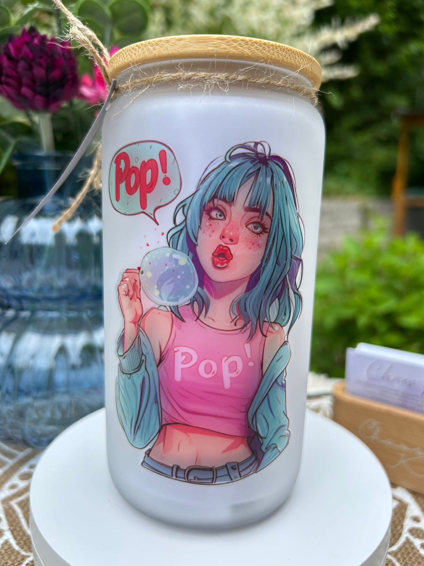 Trinkglas mit Deckel & Strohhalm, 90er Pop Design