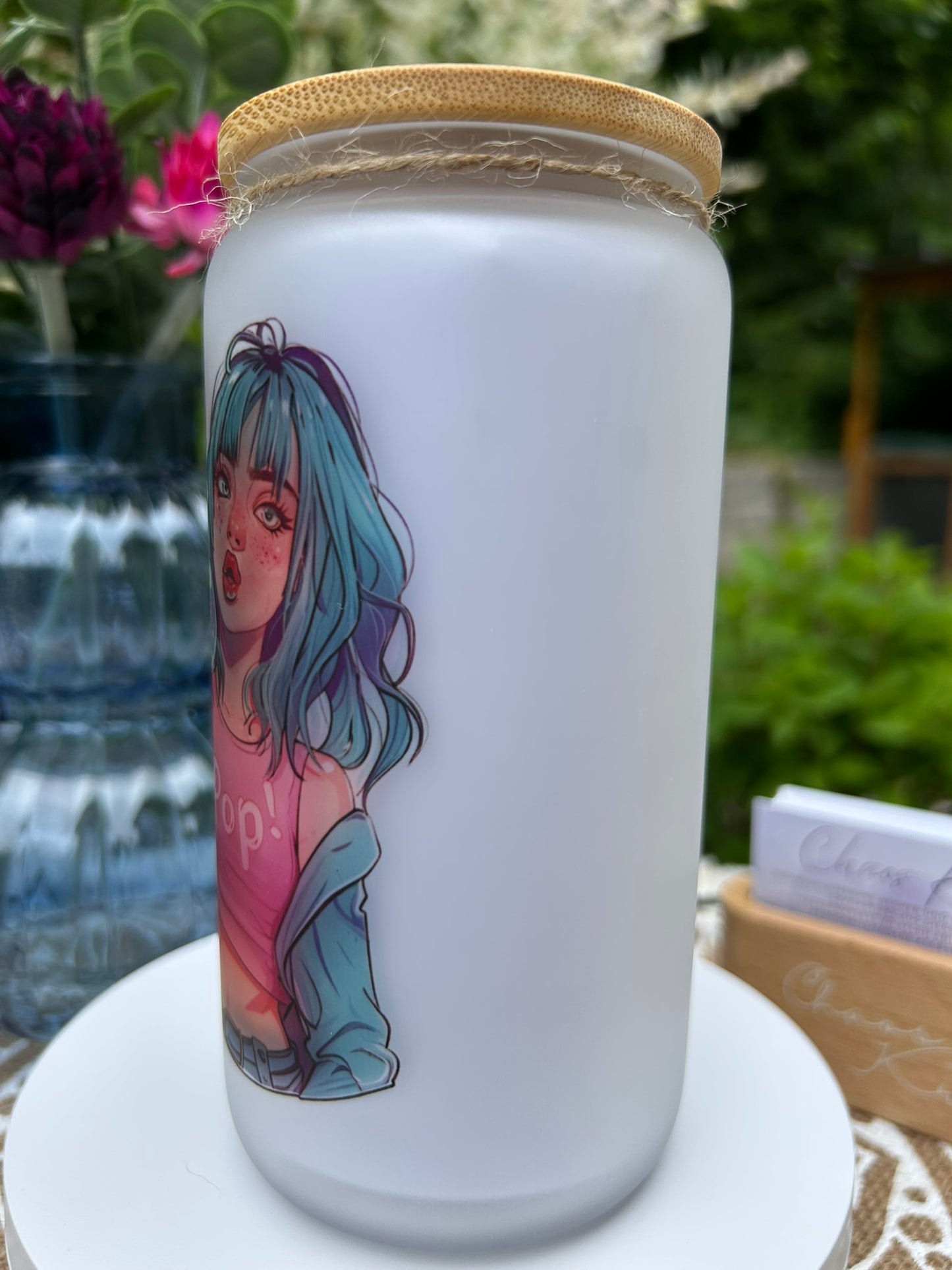 Trinkglas mit Deckel & Strohhalm, 90er Pop Design