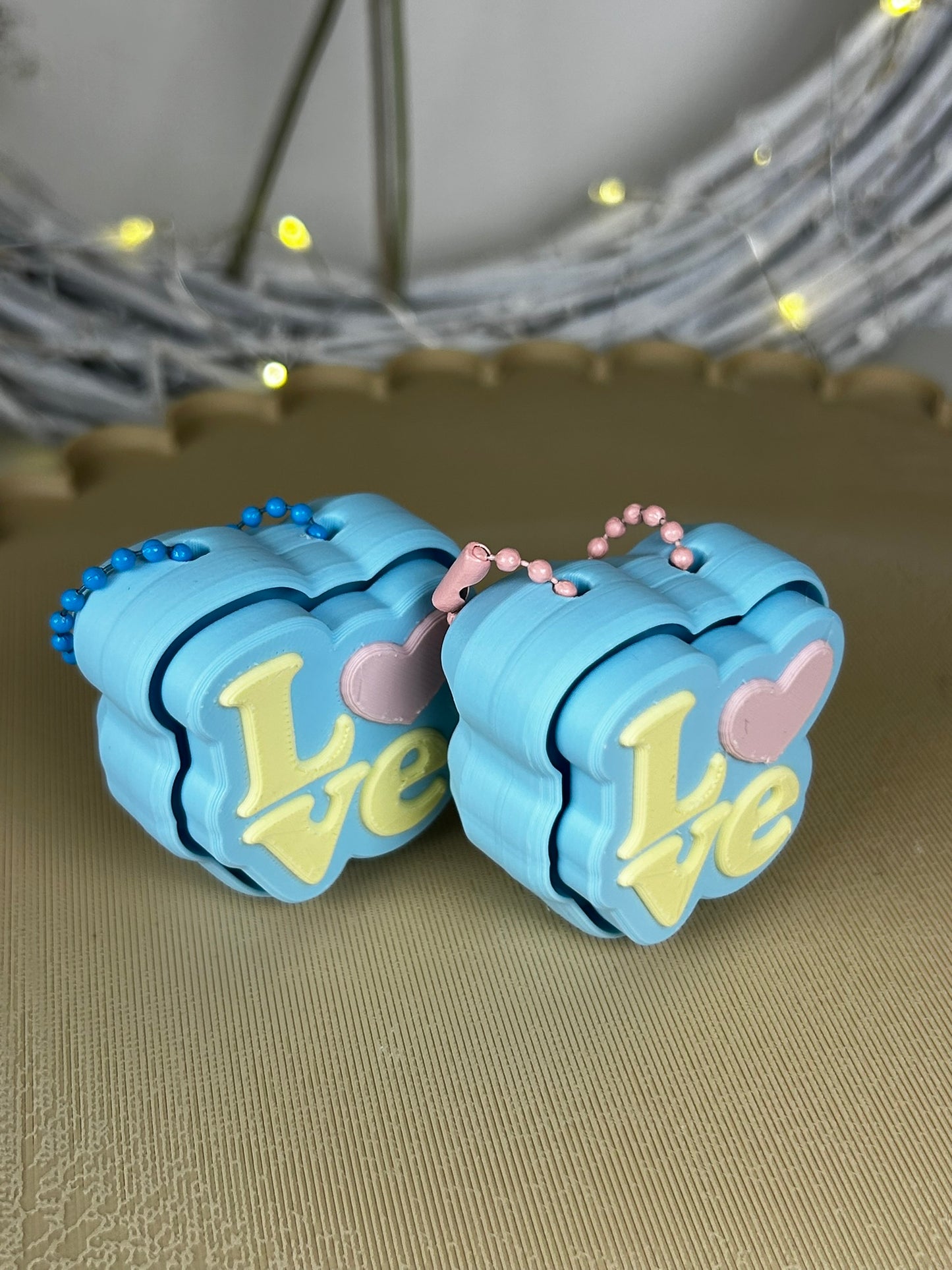 Klicker Anhänger, Schlüsselanhänger, Sensorisches Spielzeug, ADHS Spielzeug Beschäftigung, Stressabbau, Cozy Geschenk