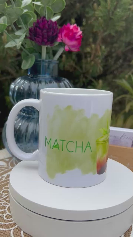 Individuell bedruckte Kaffee-Tasse 330 ml, Matcha Motiv, Becher mit Matcha Design